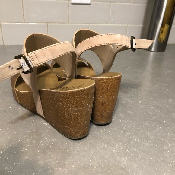 Copper and suede high heel wedge - Picture 4 of 5